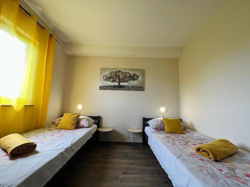 Pomerino Apartmans Luaran gambar