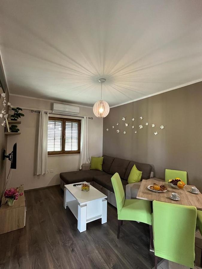 Pomerino Apartmans Luaran gambar