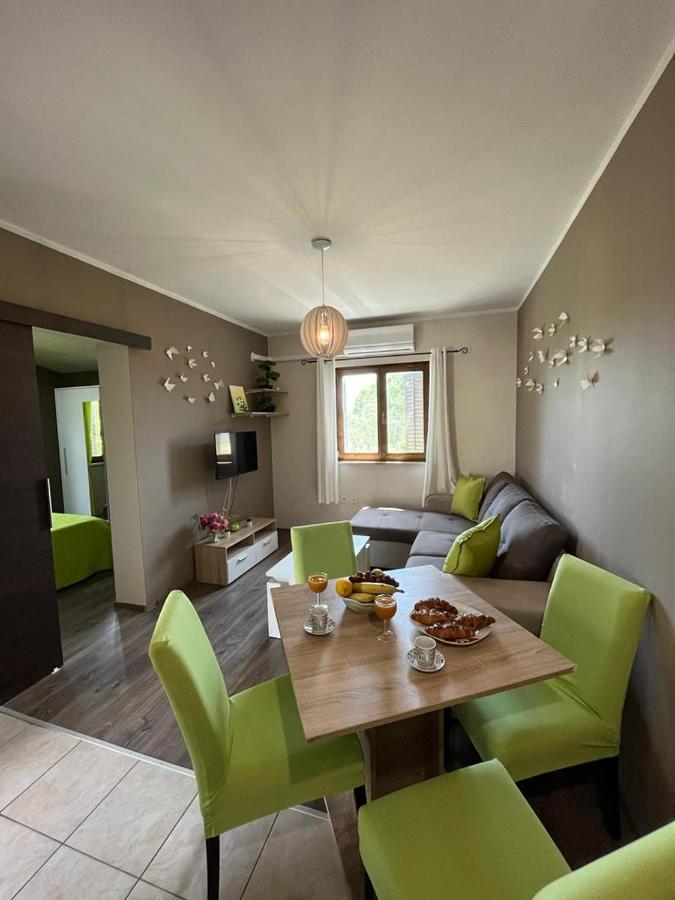 Pomerino Apartmans Luaran gambar