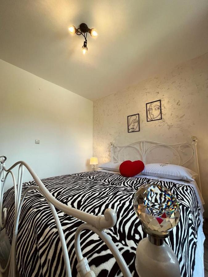 Pomerino Apartmans Luaran gambar